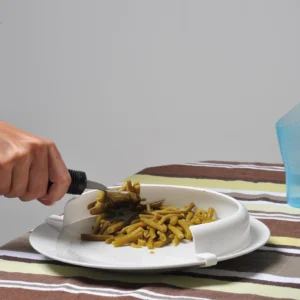 Rebord d'assiette incurvé