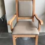 Chaise Garde-Robe avec Accoudoir Woody